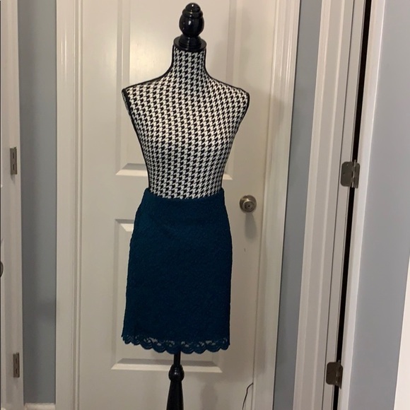 torrid Dresses & Skirts - 𝅺modest lace not so mini skirt